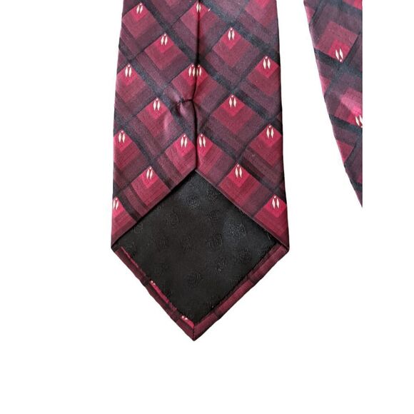 Roffe Accessories maroon white and wine abstract 100% silk tie - Picture 5 of 7